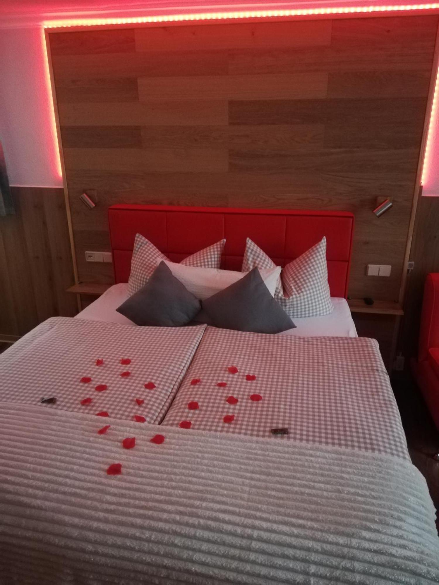 Landhotel Waldschloesschen Mit Gaststube Sohland an der Spree المظهر الخارجي الصورة