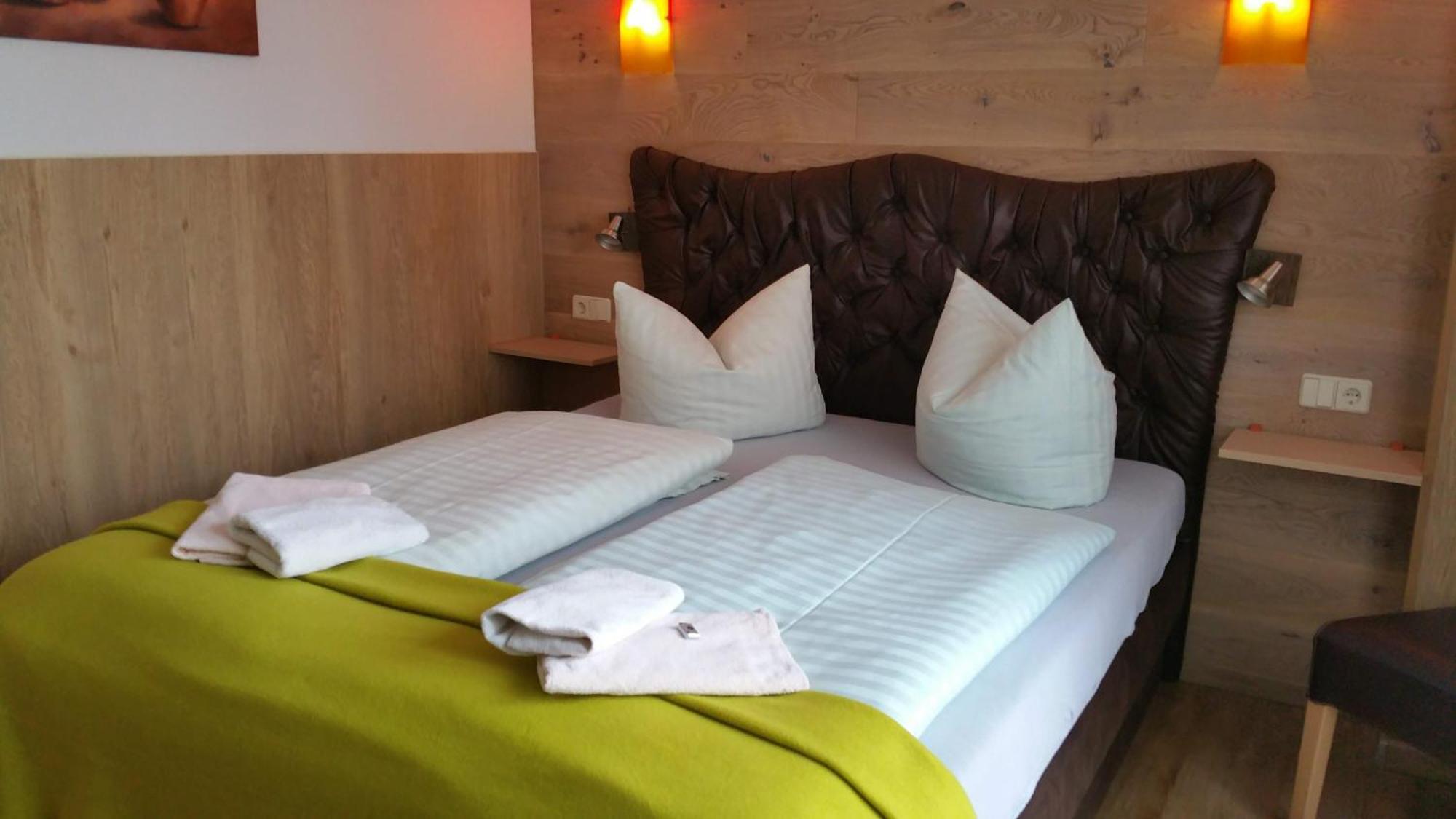 Landhotel Waldschloesschen Mit Gaststube Sohland an der Spree المظهر الخارجي الصورة